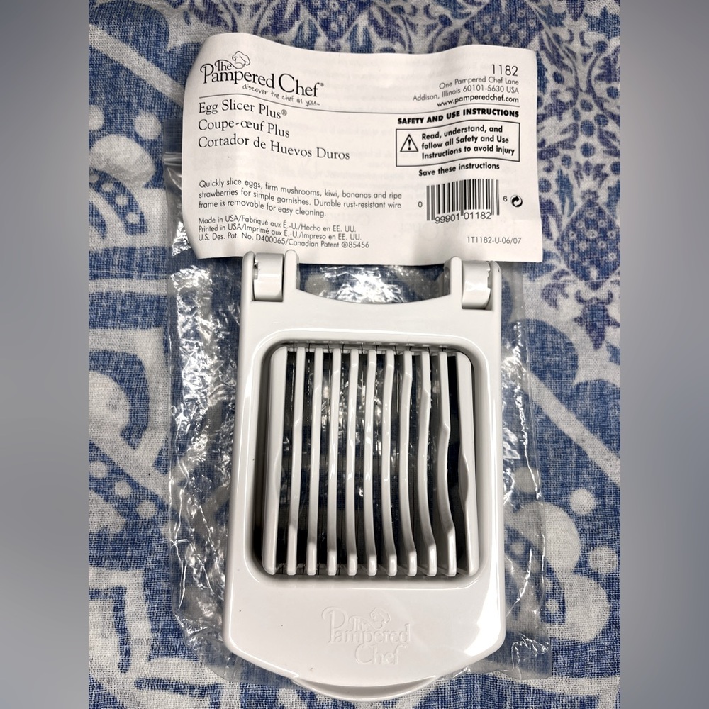 The Pampered Chef Egg Slicer Plus